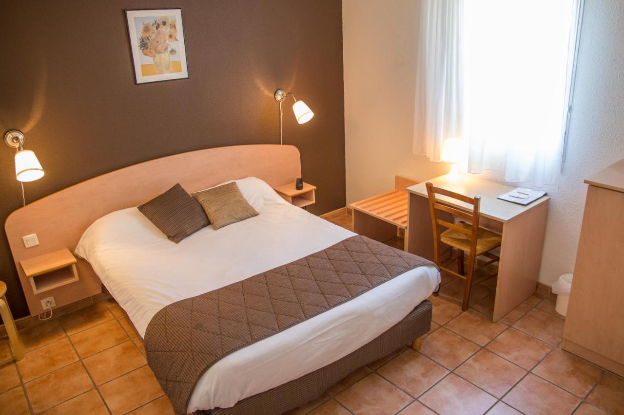Logis Hotel - Auberge Du Pastel - Hotel 3 Etoiles Et Restaurant Nailloux エクステリア 写真